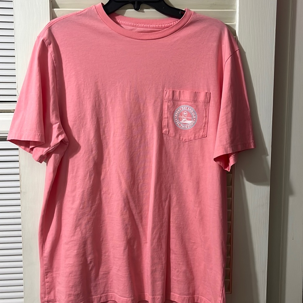 Vineyard Vines t-shirt